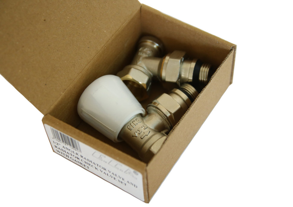 ECA Вентиль + отсекатель 1/2 (комплект 1/2 угловой)